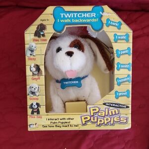 Collectors NIB Interactive Twitcher Palm Puppies Toy